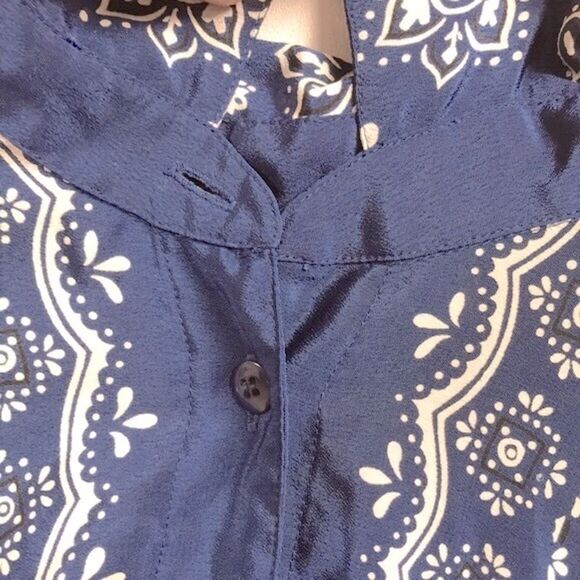 ELISABETH LIZ CLAIBORNE Blue Handkerchief Print Blouse Size 3X Bandana Print Top - Picture 8 of 8